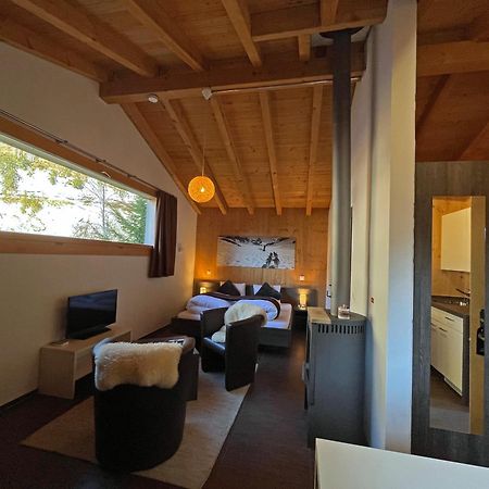Huettenhotel Husky Lodge Muotathal Bagian luar foto