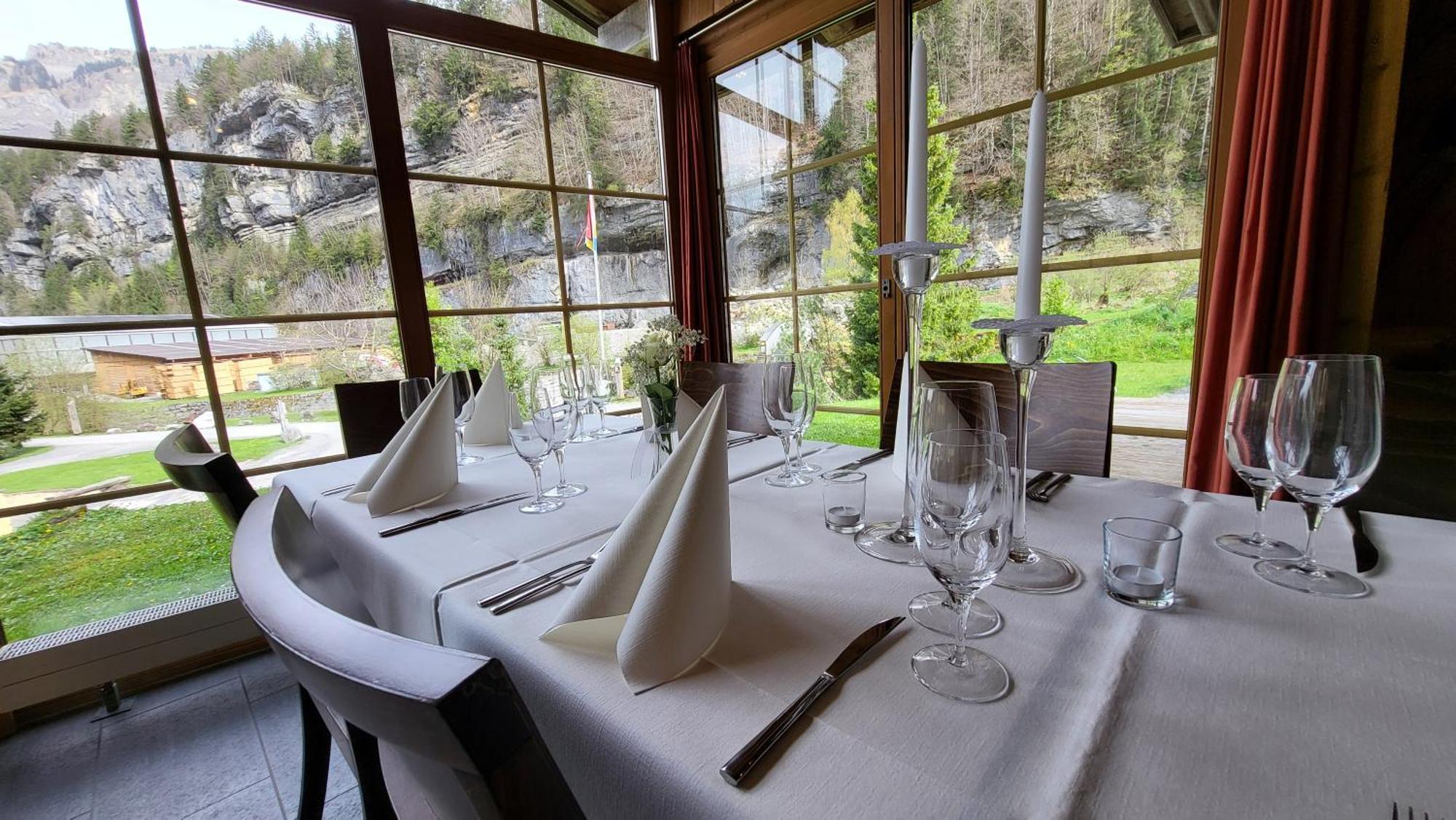 Huettenhotel Husky Lodge Muotathal Bagian luar foto
