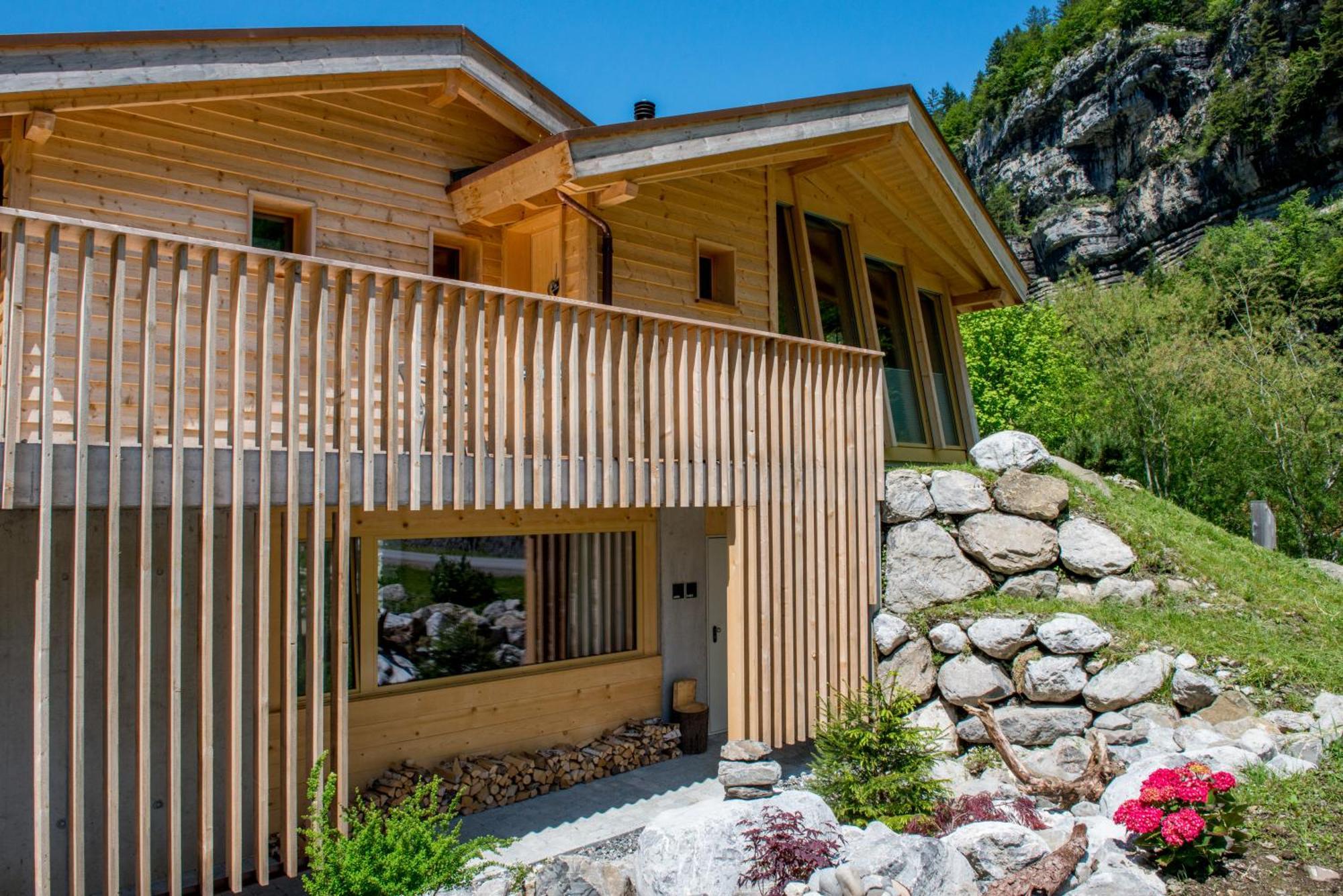 Huettenhotel Husky Lodge Muotathal Bagian luar foto