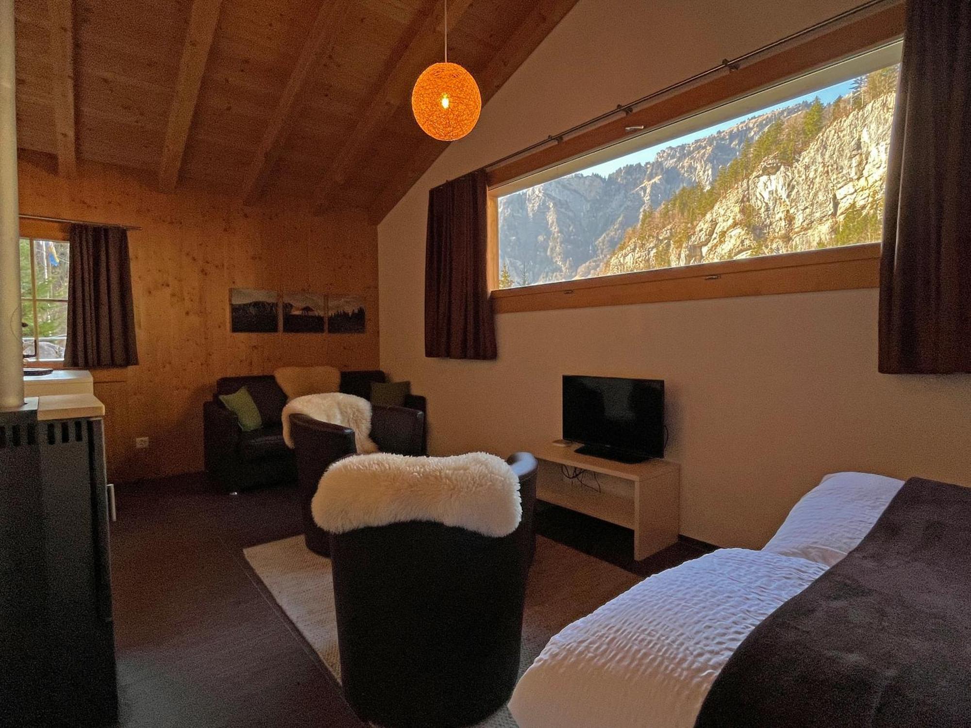 Huettenhotel Husky Lodge Muotathal Bagian luar foto
